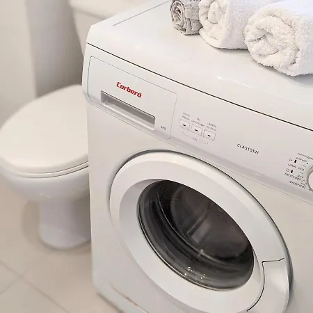 Sunny Skies Tenerife Los Cristianos (Tenerife)